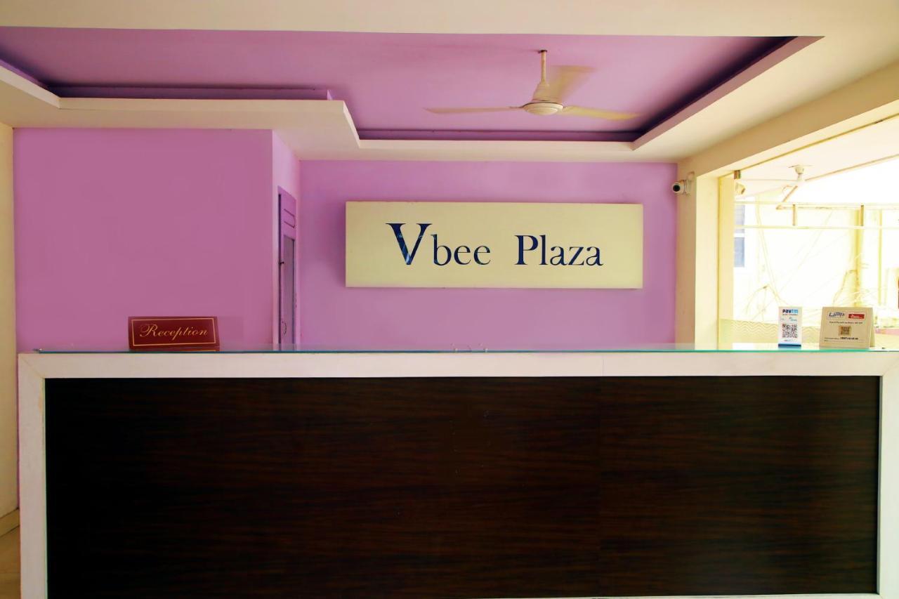 מלון טריואנדרום V Bee Plaza מראה חיצוני תמונה